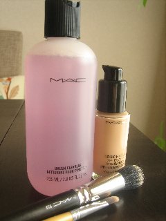 M・A・C リキットファンデ M・A・Cファンデ画像