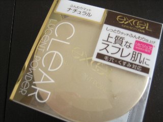 サナ エクセル クリアルーセントパウダー サナのお粉の画像